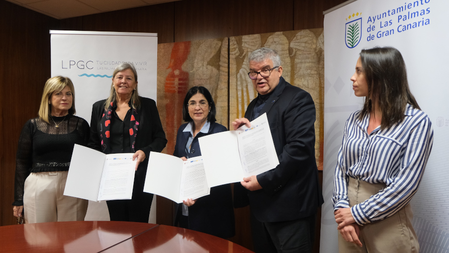 El Ayuntamiento de Las Palmas de Gran Canaria, Emalsa y PLOCAN firman un acuerdo para crear un centro líder de investigación del hidrógeno verde en Piedra Santa y ampliar el IECOM