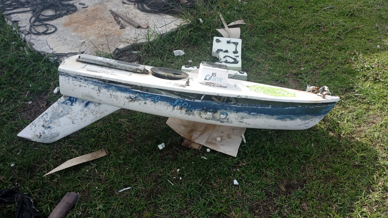 El bote educativo “El Hierro Mar Salitre y Lava” llega a una playa de Nicaragua tras 342 días de navegación